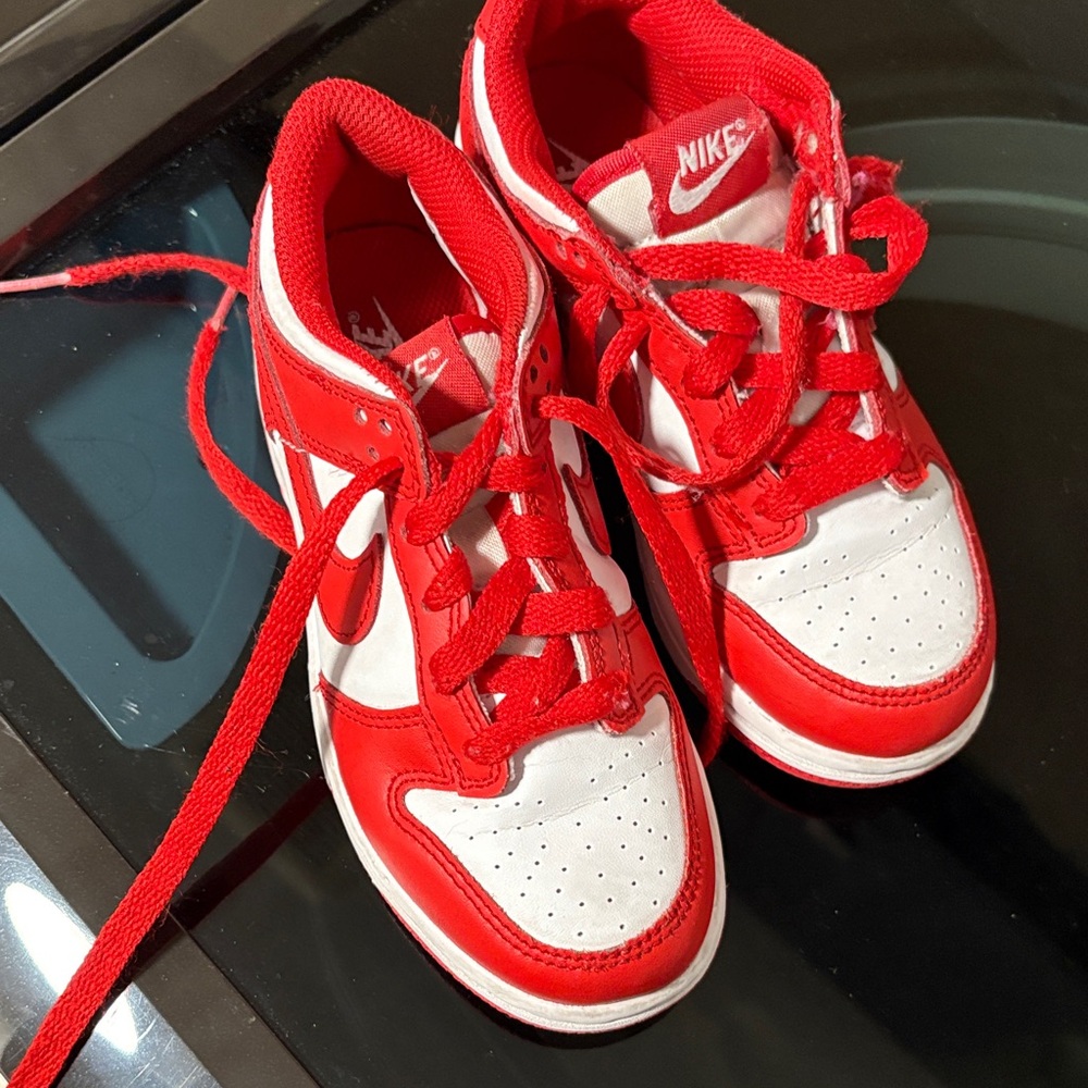 Nike Kids Sneakers in Red and White